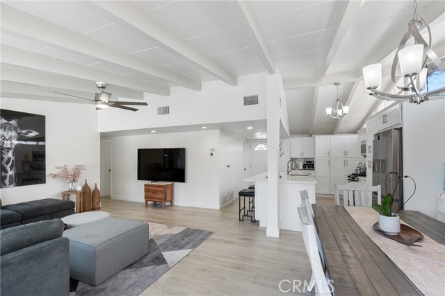 Detail Gallery Image 9 of 36 For 10824 Groveside Ave, Whittier,  CA 90603 - 4 Beds | 2 Baths
