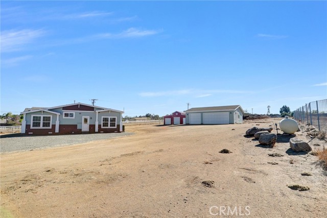 Detail Gallery Image 5 of 71 For 16983 Morrow Meadow Ln, Perris,  CA 92570 - 4 Beds | 2/1 Baths