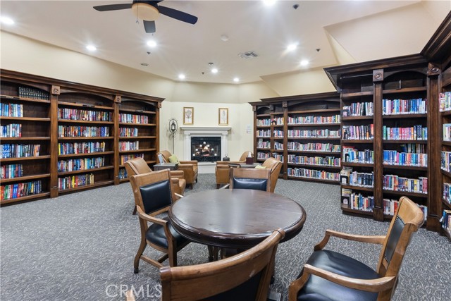 23998 Via Astuto, Murrieta CA: https://media.crmls.org/medias/f645709b-5f3b-4dce-960d-2fb854b9bdc6.jpg