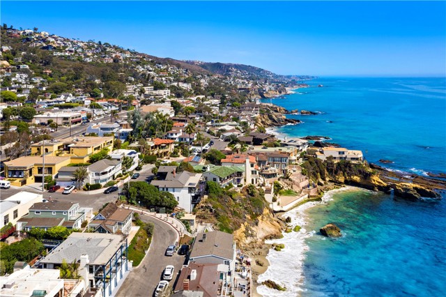 Detail Gallery Image 36 of 61 For 154 Pearl St, Laguna Beach,  CA 92651 - 3 Beds | 3 Baths