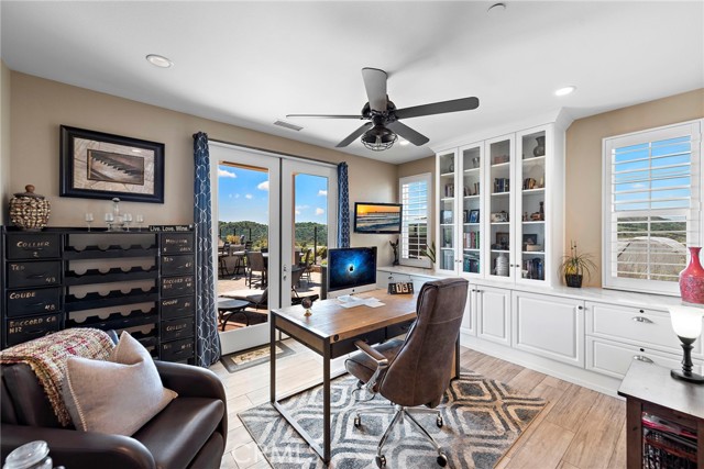 Detail Gallery Image 5 of 59 For 1 Platal St, Rancho Mission Viejo,  CA 92694 - 2 Beds | 2/1 Baths