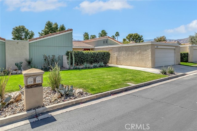 Detail Gallery Image 8 of 61 For 72355 Roxbury Dr, Rancho Mirage,  CA 92270 - 3 Beds | 3 Baths