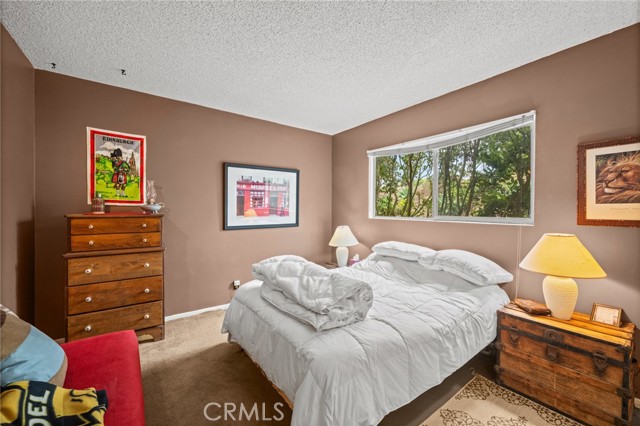 2795 Temple Hills Drive, Laguna Beach CA: https://media.crmls.org/medias/f6478560-69a8-4b1e-b43a-45fd44365890.jpg