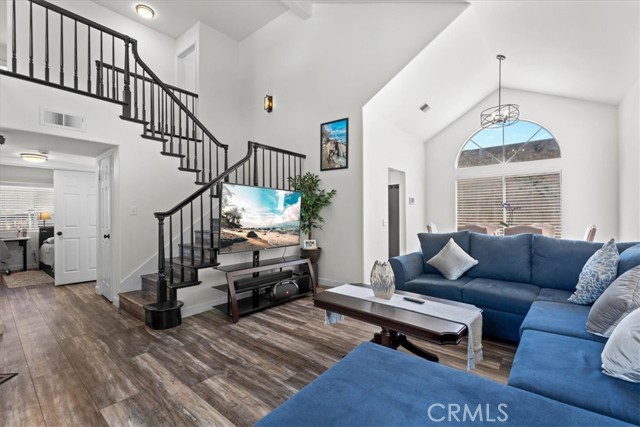 11839 Antler Peak Court, Rancho Cucamonga CA: https://media.crmls.org/medias/f6487218-3c0e-4af3-8dc5-c74fb30c09c2.jpg