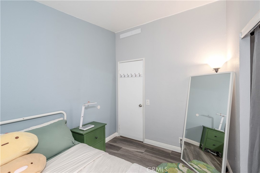 MLS #OC25247907 image #15