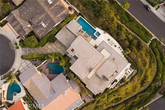 Detail Gallery Image 40 of 42 For 9 Jade, Corona Del Mar,  CA 92625 - 5 Beds | 4/1 Baths