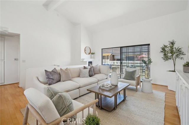 1924 Mathews Avenue, Redondo Beach CA: https://media.crmls.org/medias/f64a1b95-86a3-4731-9a7d-eeddf3e6e82a.jpg