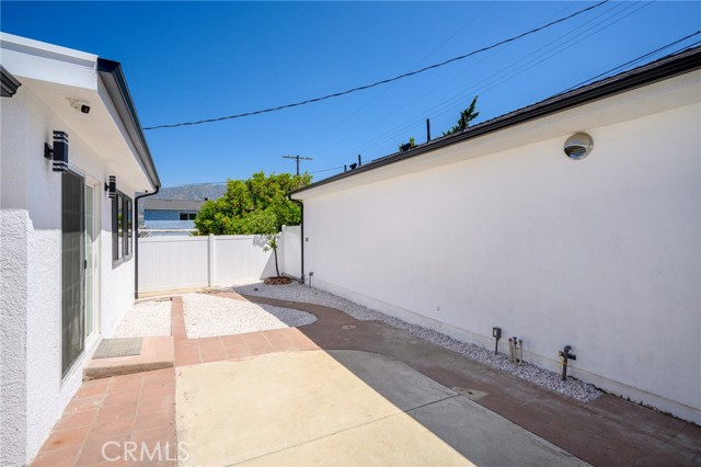 Detail Gallery Image 26 of 29 For 10302 Wescott Ave, Sunland,  CA 91040 - 3 Beds | 1/1 Baths