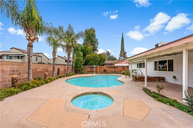 Detail Gallery Image 40 of 43 For 4308 Charter Oaks, Bakersfield,  CA 93309 - 3 Beds | 2 Baths