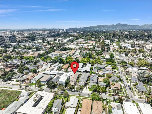 547 N Wilson Avenue, Pasadena CA: https://media.crmls.org/medias/f64ade14-392c-4728-ba62-836db3e5f4fb.jpg