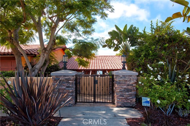 1465 Via Coronel, Palos Verdes Estates, California 90274, 4 Bedrooms Bedrooms, ,3 BathroomsBathrooms,Residential,Sold,Via Coronel,SB17235471