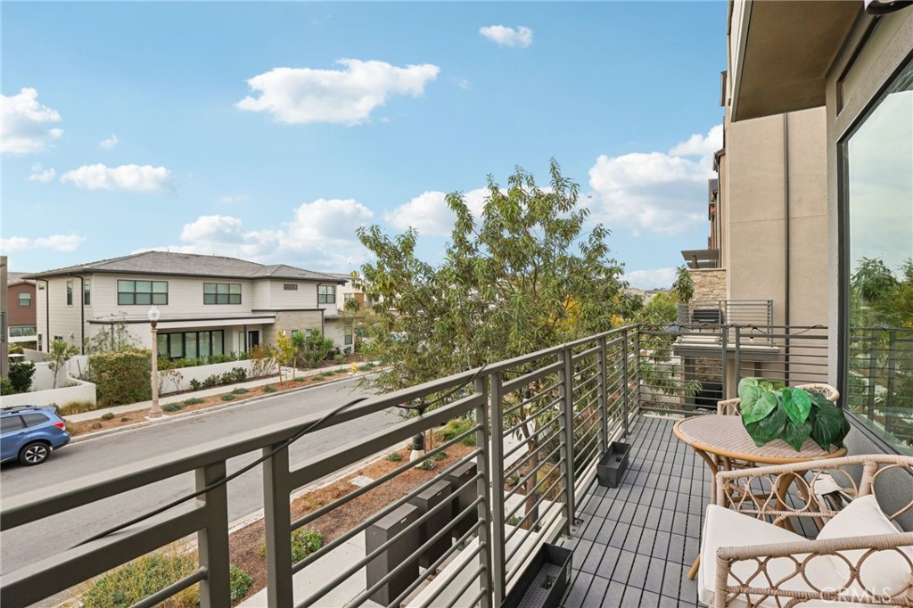 MLS #OC25253268 image #9