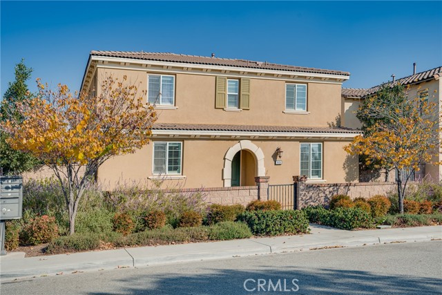 Detail Gallery Image 1 of 28 For 9606 Seasons Dr, Rancho Cucamonga,  CA 91730 - 4 Beds | 3 Baths