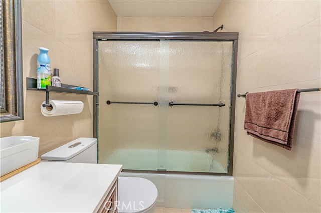 Detail Gallery Image 19 of 26 For 333 Burchett St #101,  Glendale,  CA 91203 - 2 Beds | 2 Baths