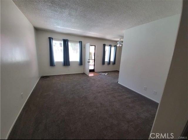 3510 Elm Avenue, Long Beach CA: https://media.crmls.org/medias/f64c8945-c5bc-4408-ad75-b9829e1911f4.jpg