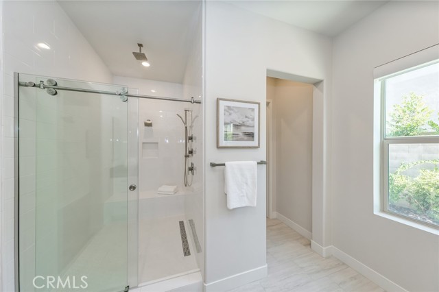 Detail Gallery Image 29 of 58 For 56 Chasma, Irvine,  CA 92618 - 5 Beds | 4/2 Baths