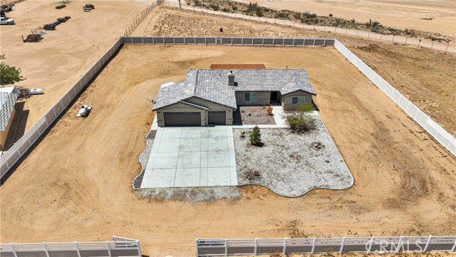 11436 Amethyst Road, Victorville CA: https://media.crmls.org/medias/f64de85a-c81c-4e83-bda2-66b06fc62ca0.jpg