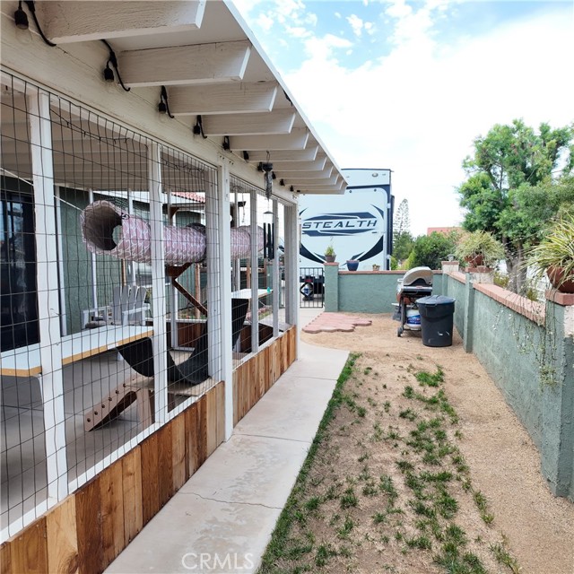 Detail Gallery Image 10 of 47 For 14253 Martin Pl, Riverside,  CA 92503 - 3 Beds | 2/1 Baths