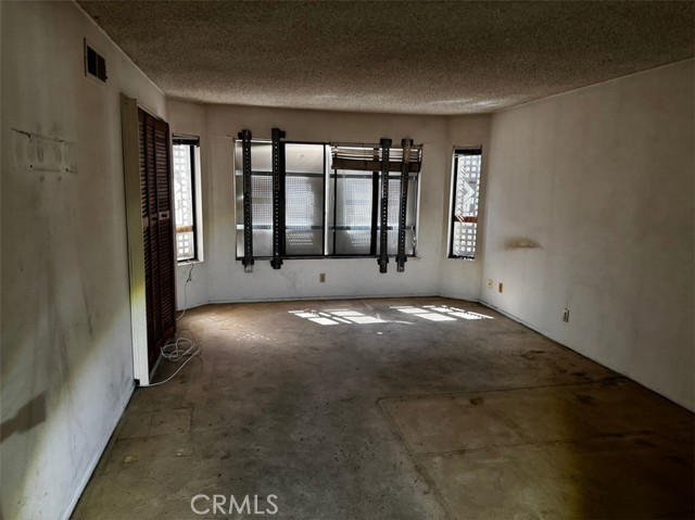 3 Skyview Circle photo 13