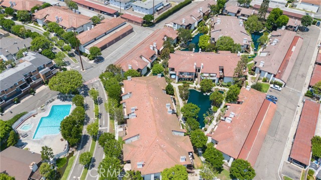13115 Sunnybrook Circle, Garden Grove CA: https://media.crmls.org/medias/f64f1b66-bd28-4d26-8bbd-ba9335f97a2c.jpg