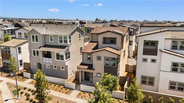 410 Lobata, Irvine CA: https://media.crmls.org/medias/f64f362b-3348-4672-a000-392473d9a822.jpg
