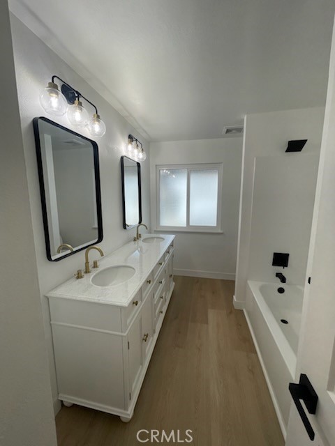 30230 Swan Point Drive, Canyon Lake CA: https://media.crmls.org/medias/f64f3938-9aa5-4ce2-9c46-5032cea99a97.jpg
