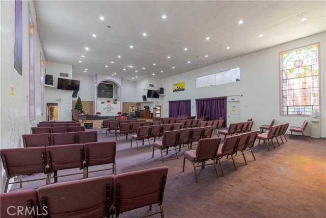4200 Hooper Avenue, Los Angeles, California 90011, ,Commercial Lease,For Rent,4200 Hooper Avenue,CRPW25081386