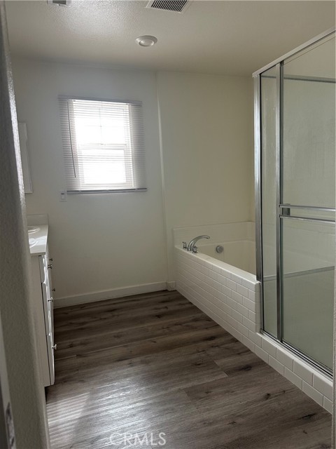 Detail Gallery Image 16 of 22 For 2066 E Journal Privado, Ontario,  CA 91764 - 4 Beds | 2/1 Baths
