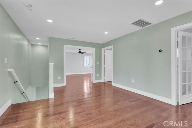 Detail Gallery Image 18 of 32 For 12812 Short, Los Angeles,  CA 90066 - 5 Beds | 3 Baths