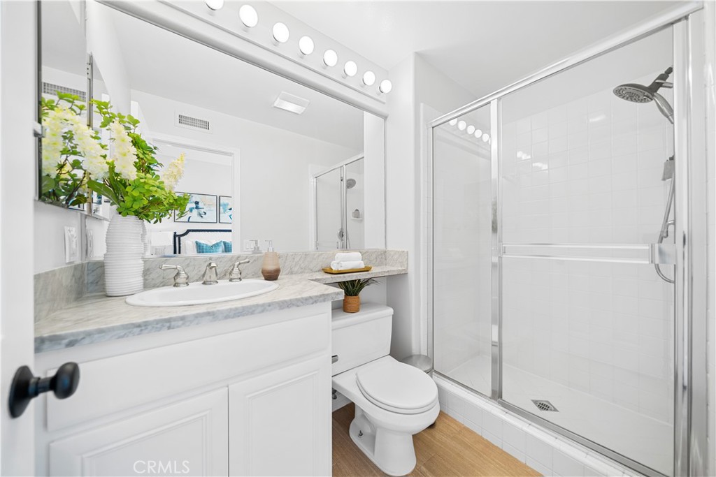 https://media.crmls.org/medias/f6500415-ccfd-4ca5-90a3-cca47a003c14.jpg?preset=X-Large