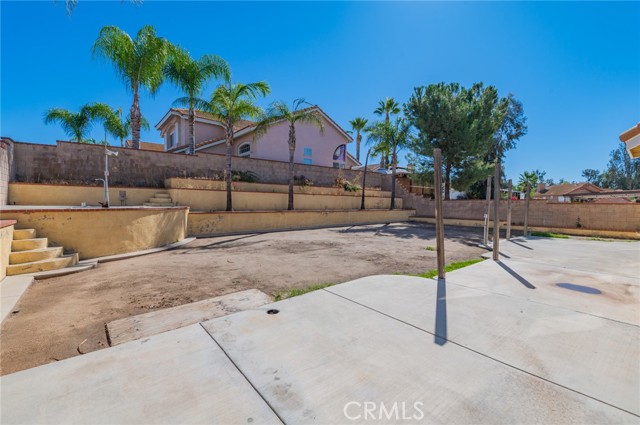 Detail Gallery Image 26 of 26 For 13100 Palisade, Moreno Valley,  CA 92553 - 4 Beds | 3 Baths