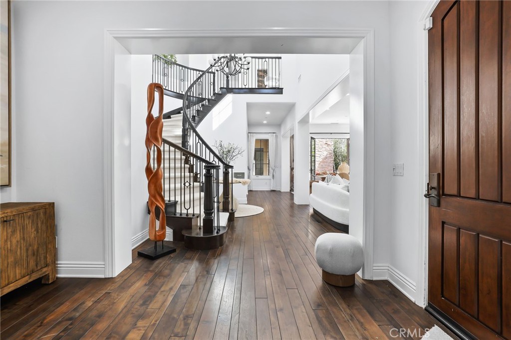 MLS #OC25219998 image #5