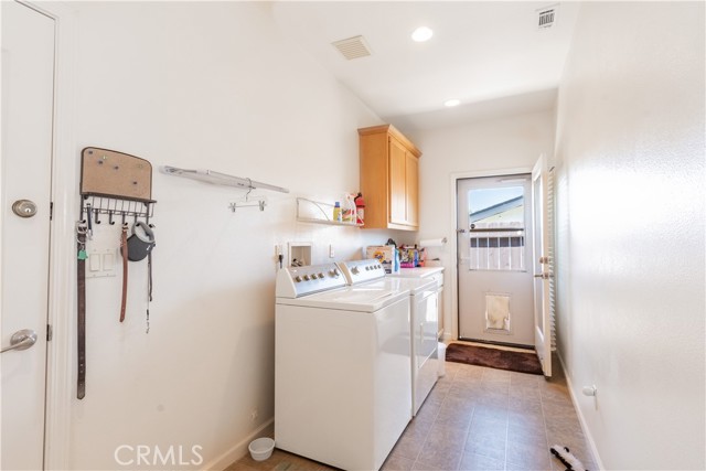 403 Montebello Oaks Drive, Paso Robles CA: https://media.crmls.org/medias/f652663d-76c2-412b-89c3-a7528824ce31.jpg
