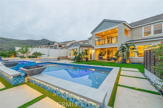 Detail Gallery Image 50 of 67 For 25035 Hidden Willow, Canyon Country,  CA 91387 - 5 Beds | 4 Baths