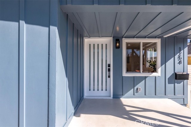 1254 Sanborn Avenue, Los Angeles CA: https://media.crmls.org/medias/f652e920-eea9-4541-b92c-cf5cbbe6e9d2.jpg