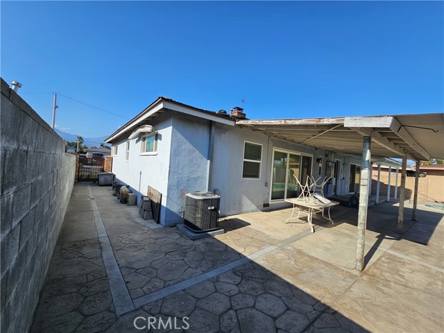 5573 Bonnie Brae Street, Montclair CA: https://media.crmls.org/medias/f6558240-33b9-4480-b502-bf181a9624e8.jpg