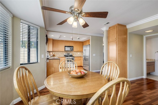 Detail Gallery Image 14 of 35 For 948 Alyssum Rd, Carlsbad,  CA 92011 - 3 Beds | 2/1 Baths