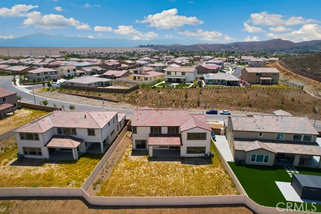 17744 Mcdowell Valley Drive, Riverside CA: https://media.crmls.org/medias/f655d473-1500-468c-9a15-3fb1267a5c78.jpg