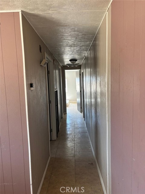 11690 Camp Rock Rd, Lucerne Valley CA: https://media.crmls.org/medias/f6565eff-0793-4afd-940e-a804c3a7b53d.jpg