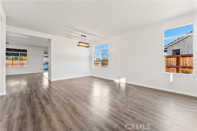 13514 Big Sky Court, Yucaipa CA: https://media.crmls.org/medias/f6566812-480f-4ed3-b3b0-477efd538325.jpg