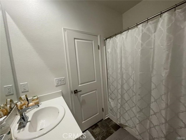 Detail Gallery Image 15 of 25 For 16021 Main St, Chino,  CA 91708 - 3 Beds | 2/1 Baths