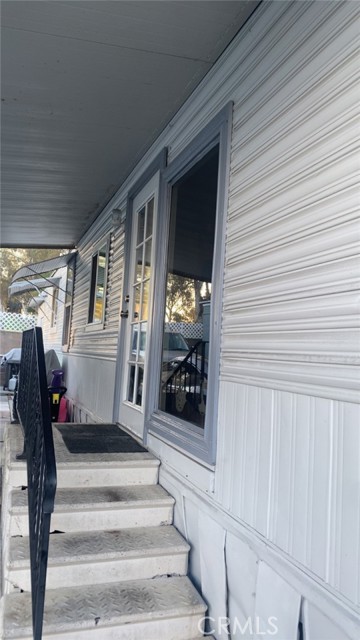 Detail Gallery Image 3 of 29 For 23701 Western, Torrance,  CA 90501 - 2 Beds | 1 Baths