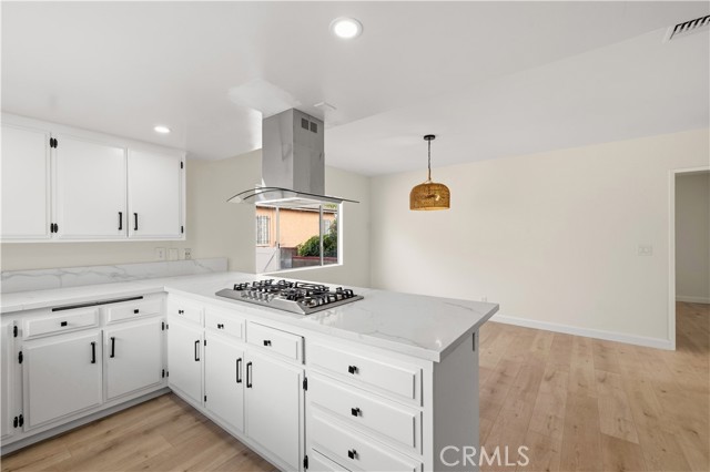 Detail Gallery Image 12 of 38 For 7643 Westland Ave, North Hollywood,  CA 91605 - 4 Beds | 1 Baths