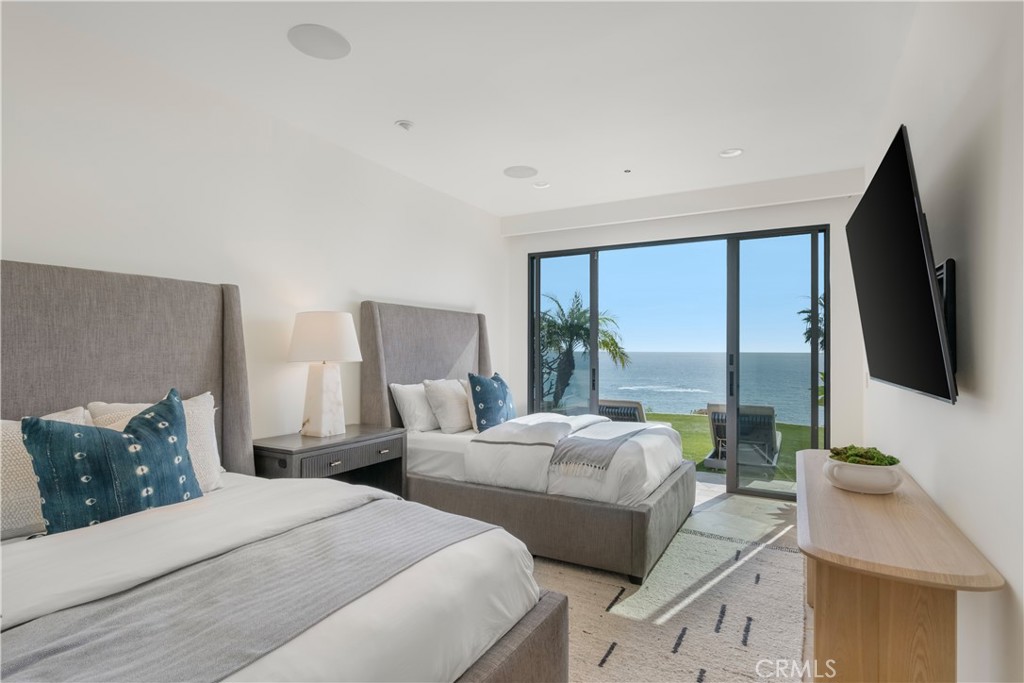MLS #OC26029620 image #9