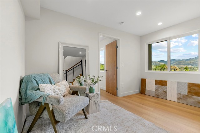 Detail Gallery Image 43 of 66 For 981 Glen Oaks, Pasadena,  CA 91105 - 3 Beds | 3 Baths