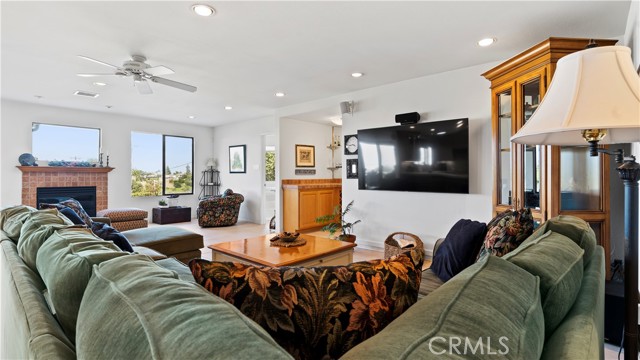 Detail Gallery Image 18 of 53 For 15925 Atitlan Dr, Hacienda Heights,  CA 91745 - 4 Beds | 2 Baths