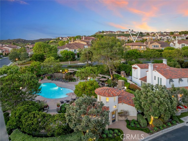 2 Agostino, Newport Coast CA: https://media.crmls.org/medias/f65d93ed-f453-441a-a4da-52ed21609d67.jpg