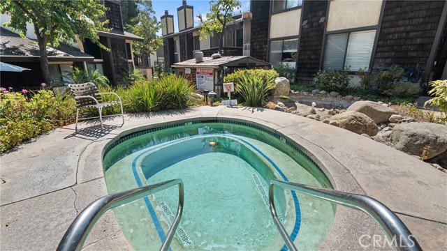 Detail Gallery Image 30 of 31 For 3657 Country Club Dr, Long Beach,  CA 91750 - 2 Beds | 2 Baths