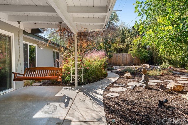 Detail Gallery Image 41 of 56 For 4835 Almidor Ave, Woodland Hills,  CA 91364 - 5 Beds | 3 Baths