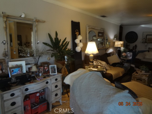 https://media.crmls.org/medias/f660391d-be24-4235-bb6c-1f6839383689.jpg?preset=X-Large